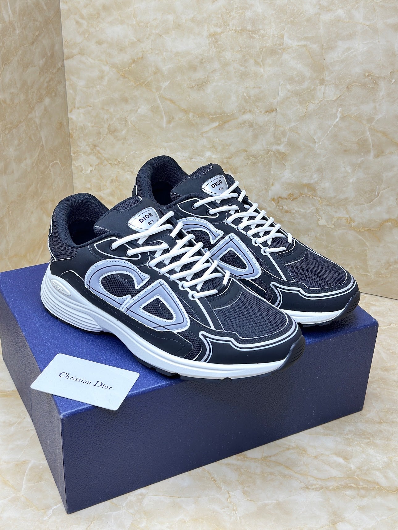 Dior B30
