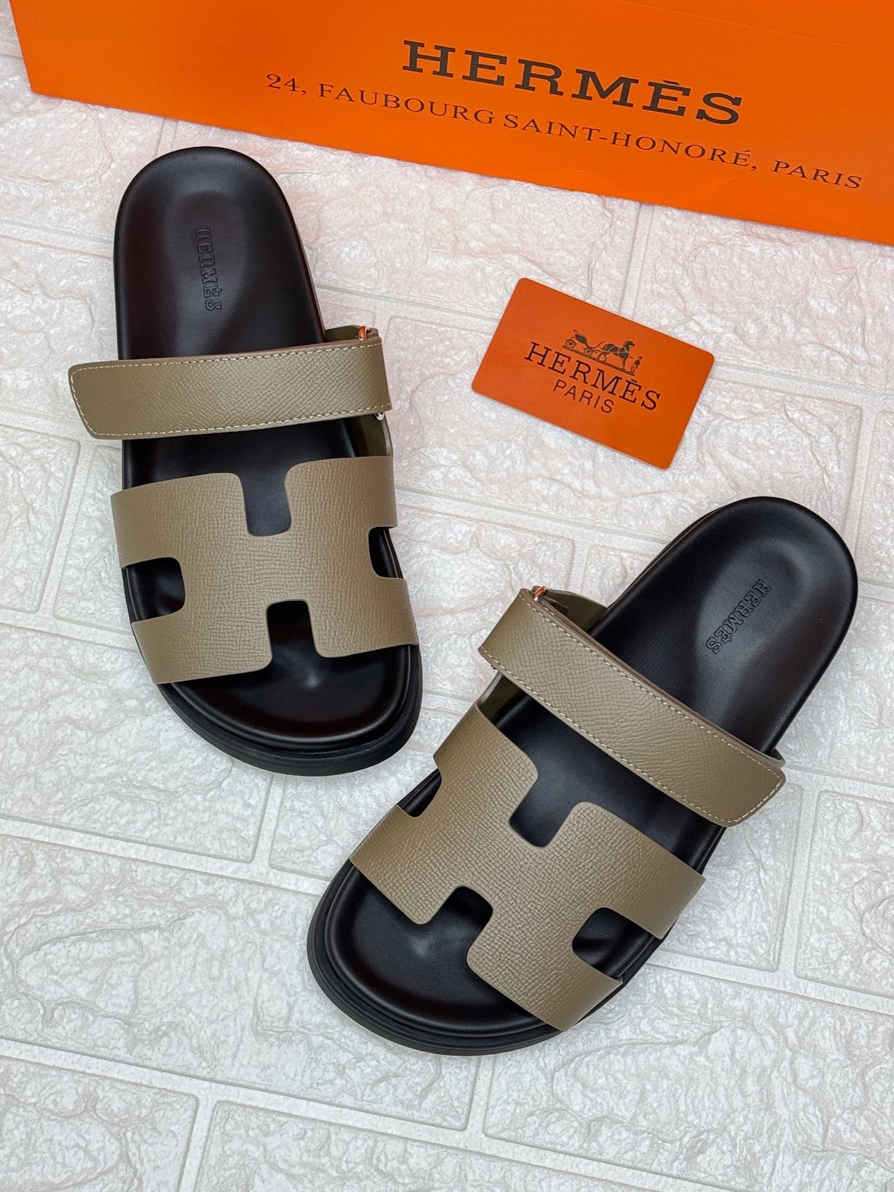 Hermès Chypre Sandals